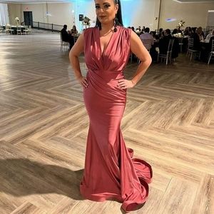 Elegant Pink Evening Gown